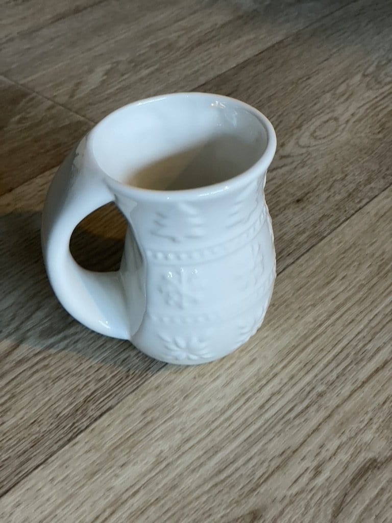 16oz Embossed Snowflake Cozy Mug