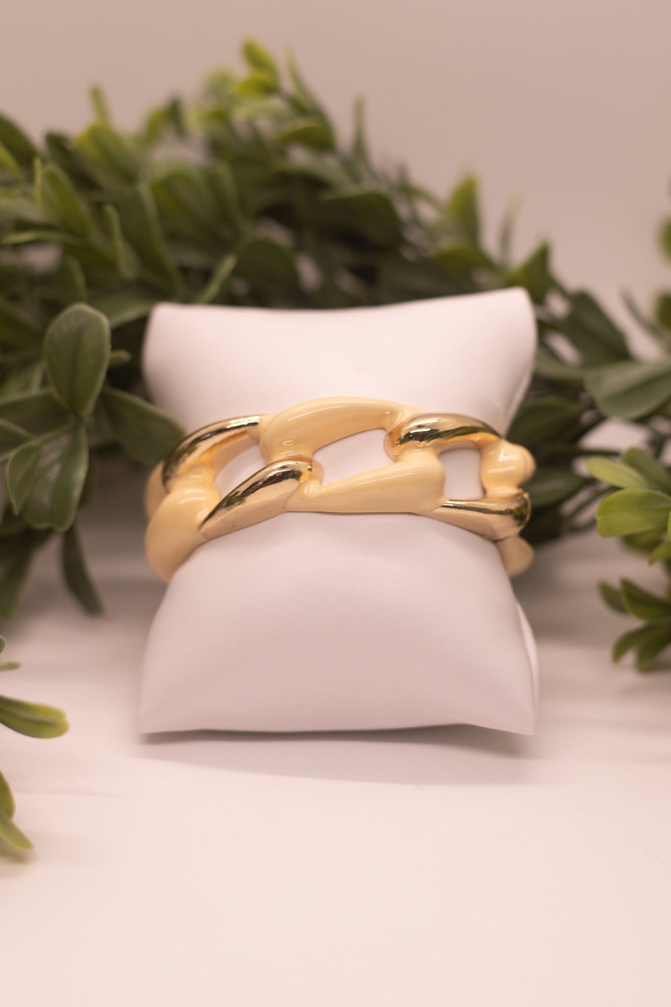 gold bangle