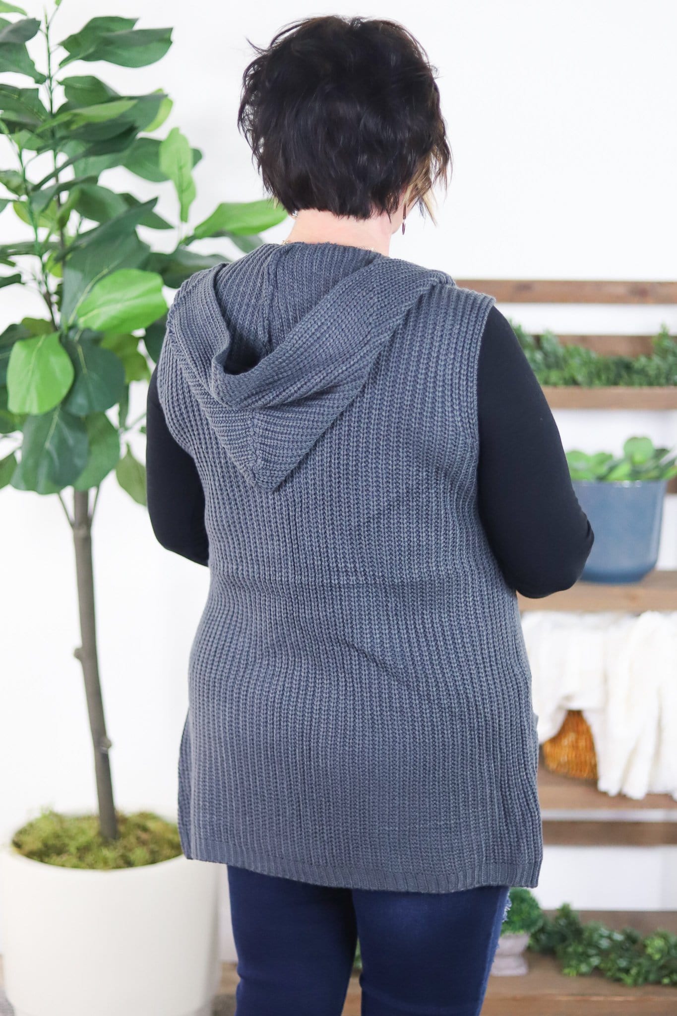 Solid Knit Hooded & Pocket Vest