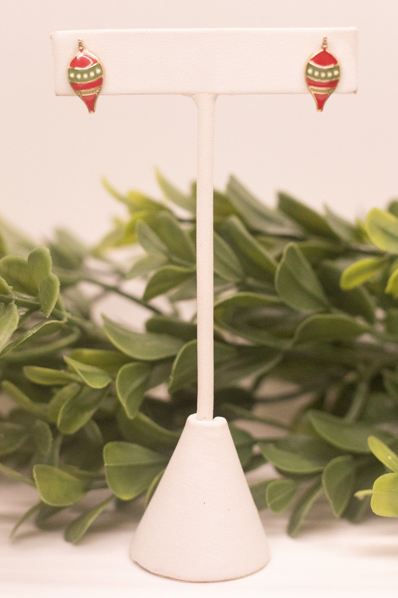 ornament stud