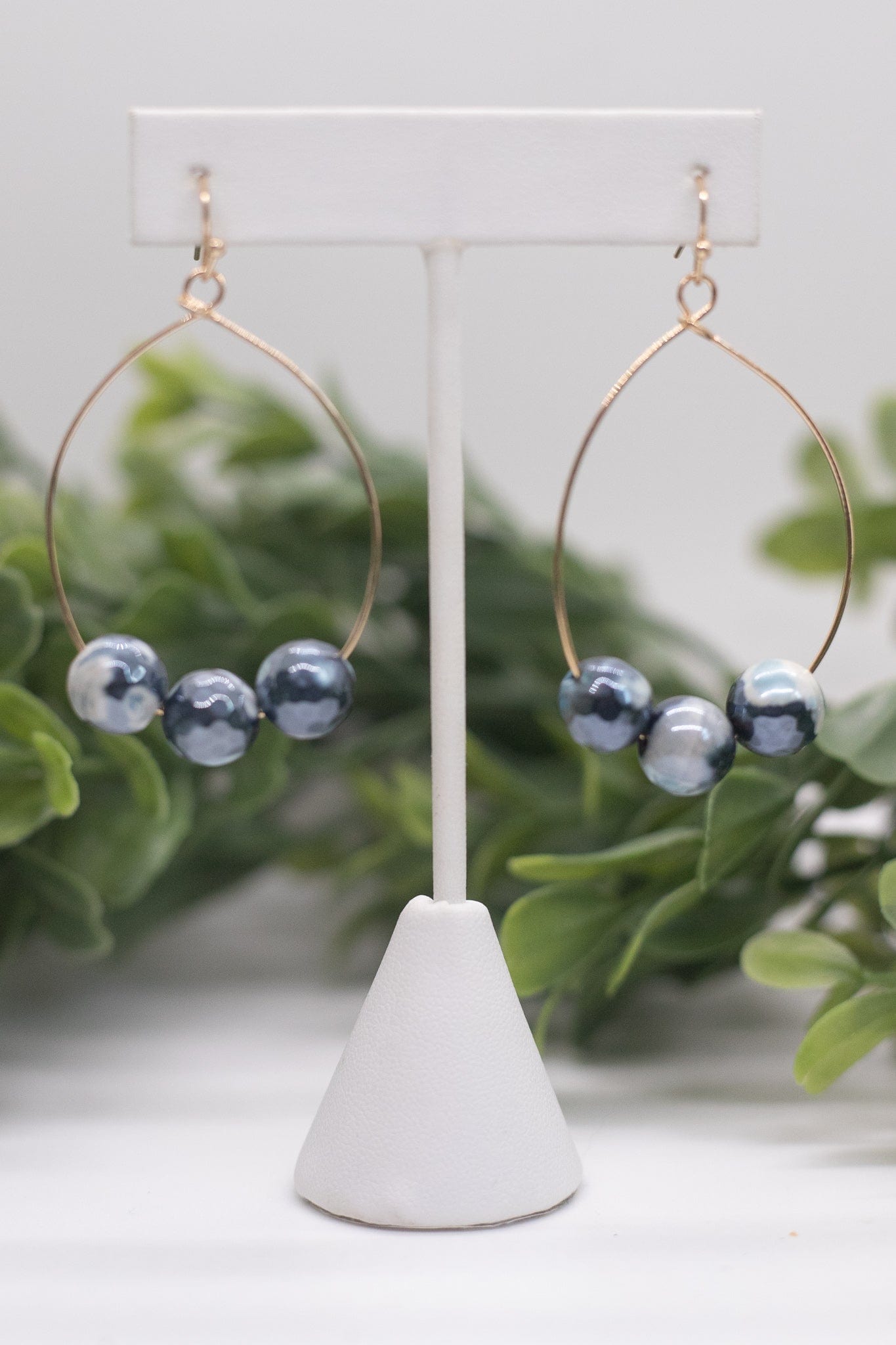 teardrop earring