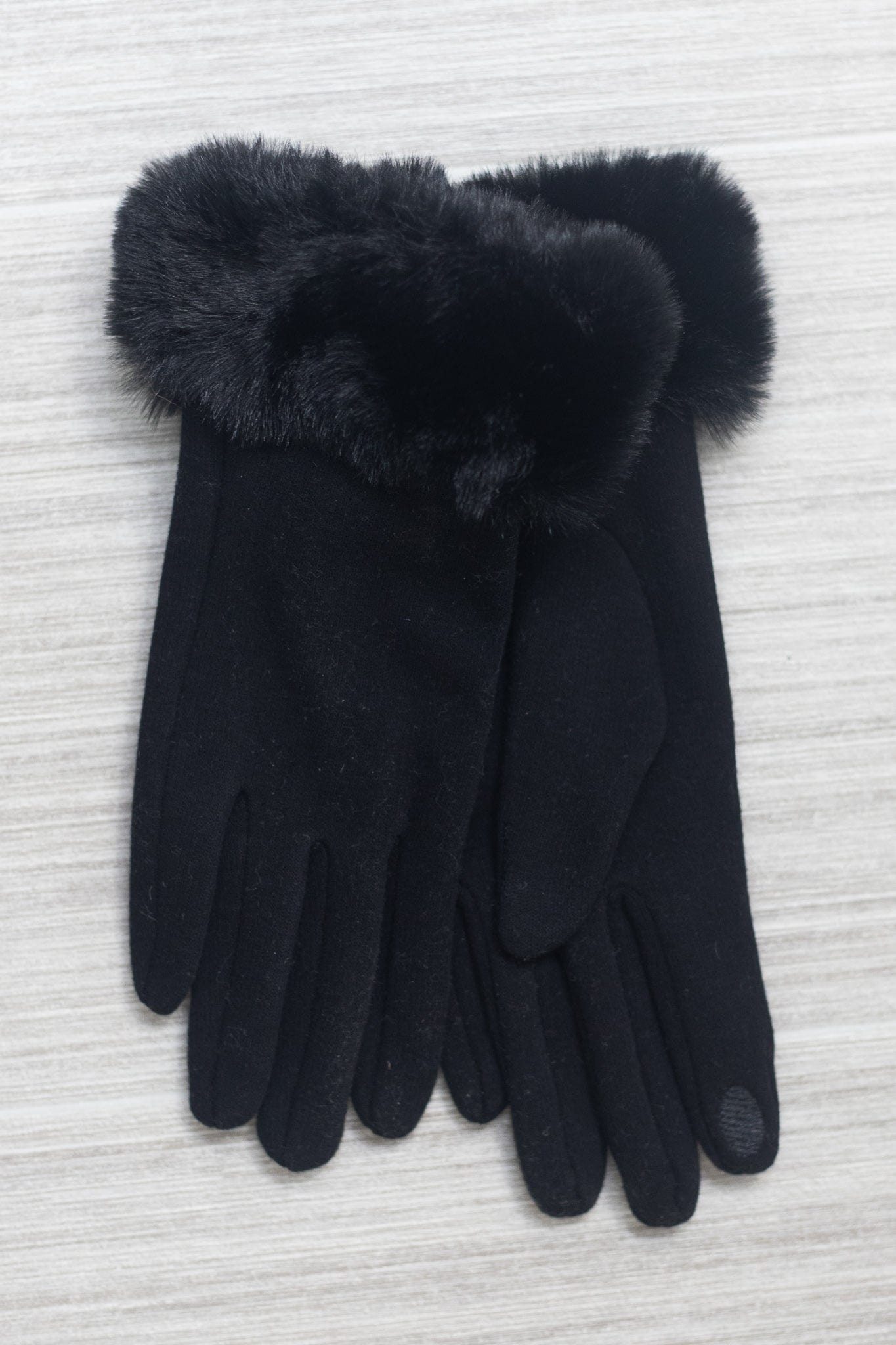 Black Faux Fur Cuff Glove