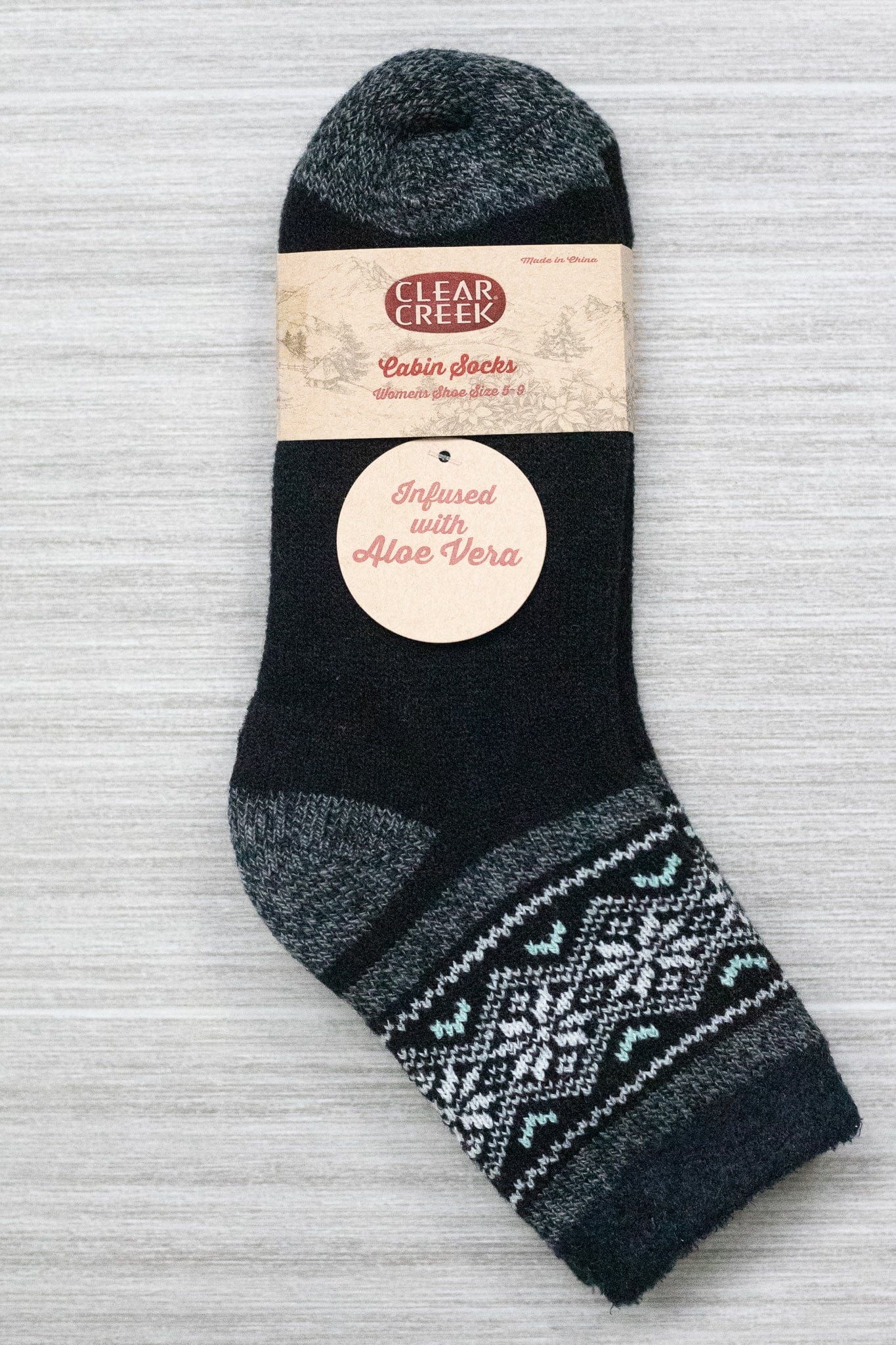 Snowflake Cabin Socks W/ Aloe