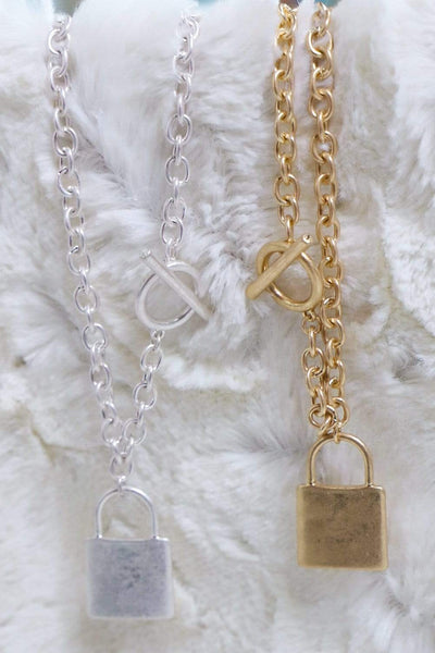 lock necklace 