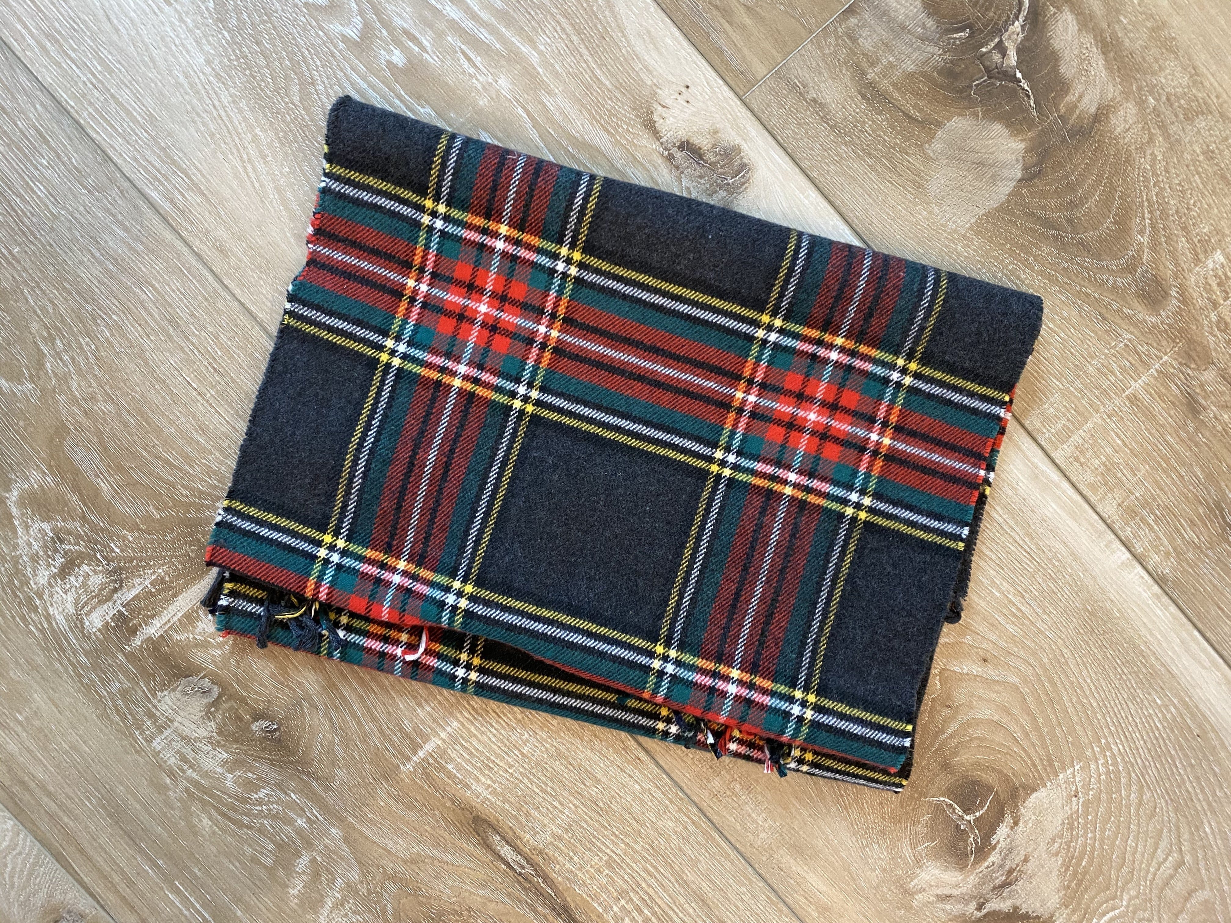 Cashmere Feel Scarf Grey Classic Plaid