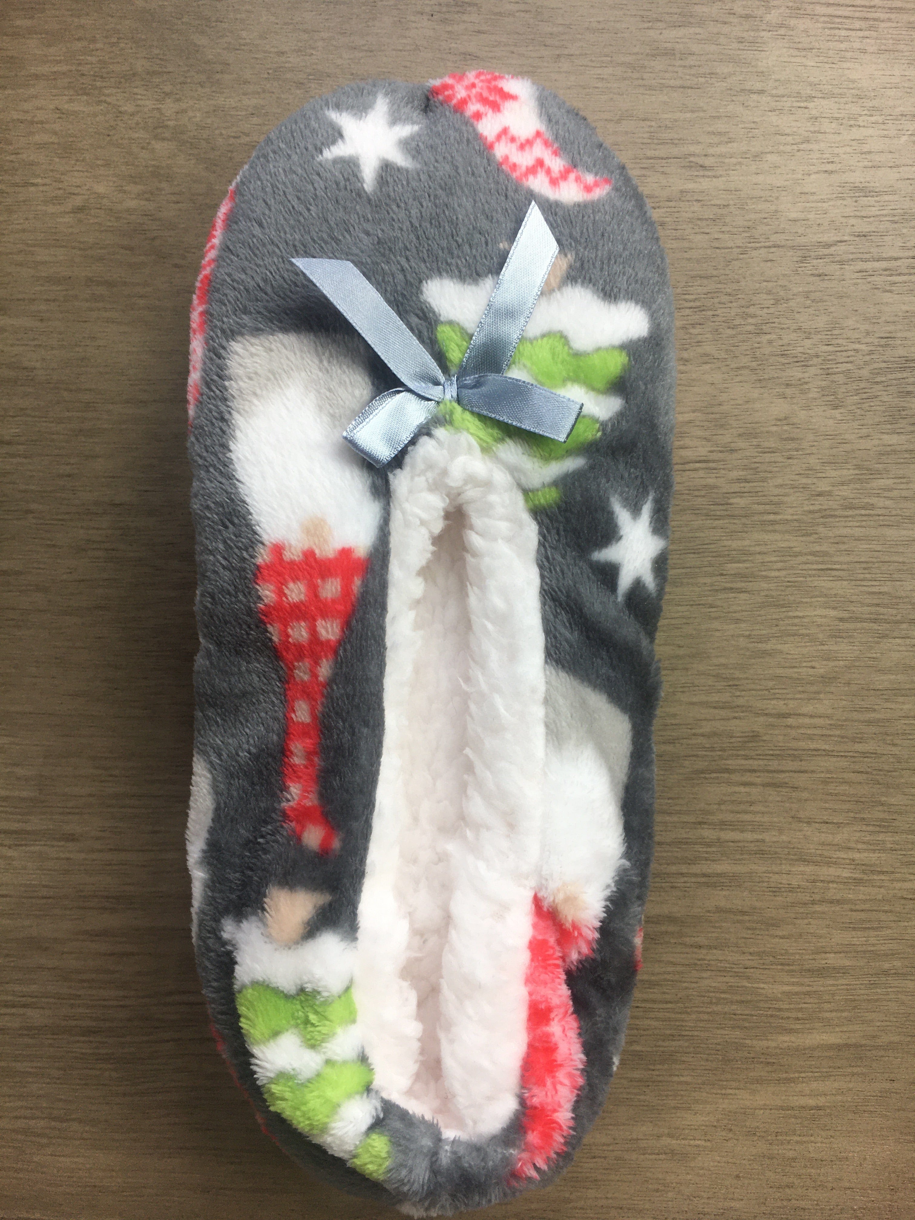 Velvety Fleece Gnomies Slipper