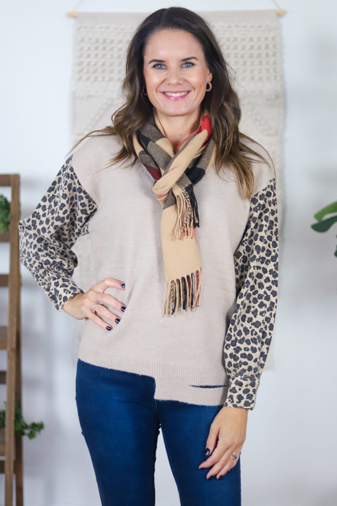 tan body leopard sleeve v-neck sweater