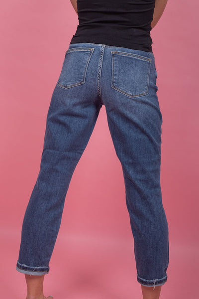 Midrise Clean Boyfriend Jean
