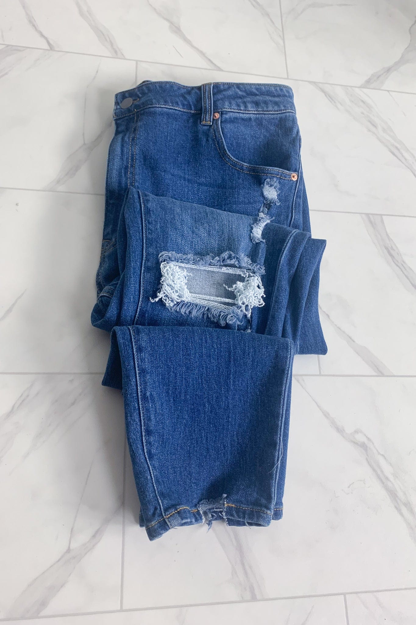 Distressed Roll Up Jeans