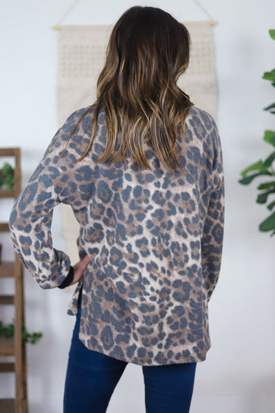 black trim leopard print top back