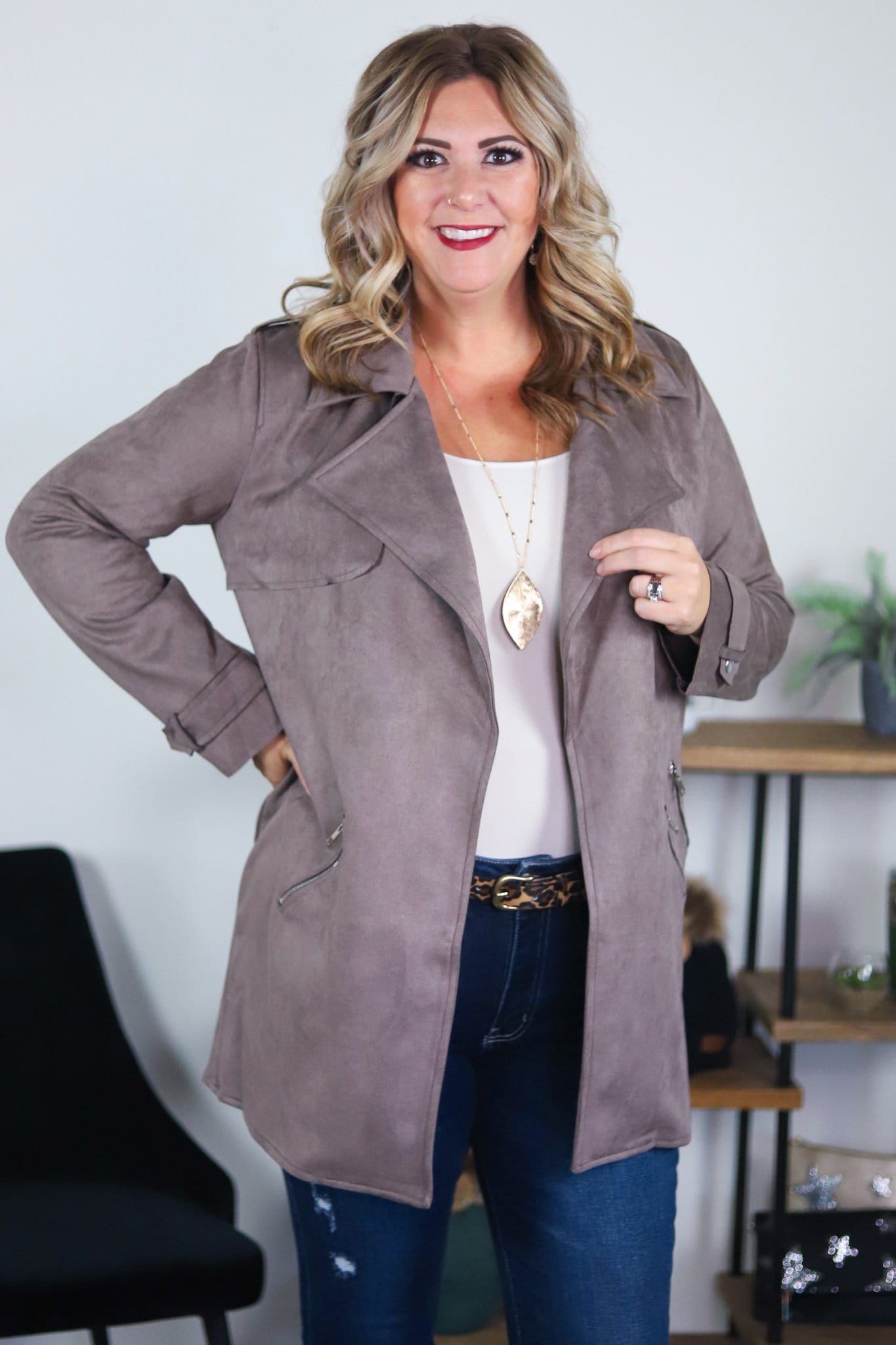 Suede jacket with open collar 