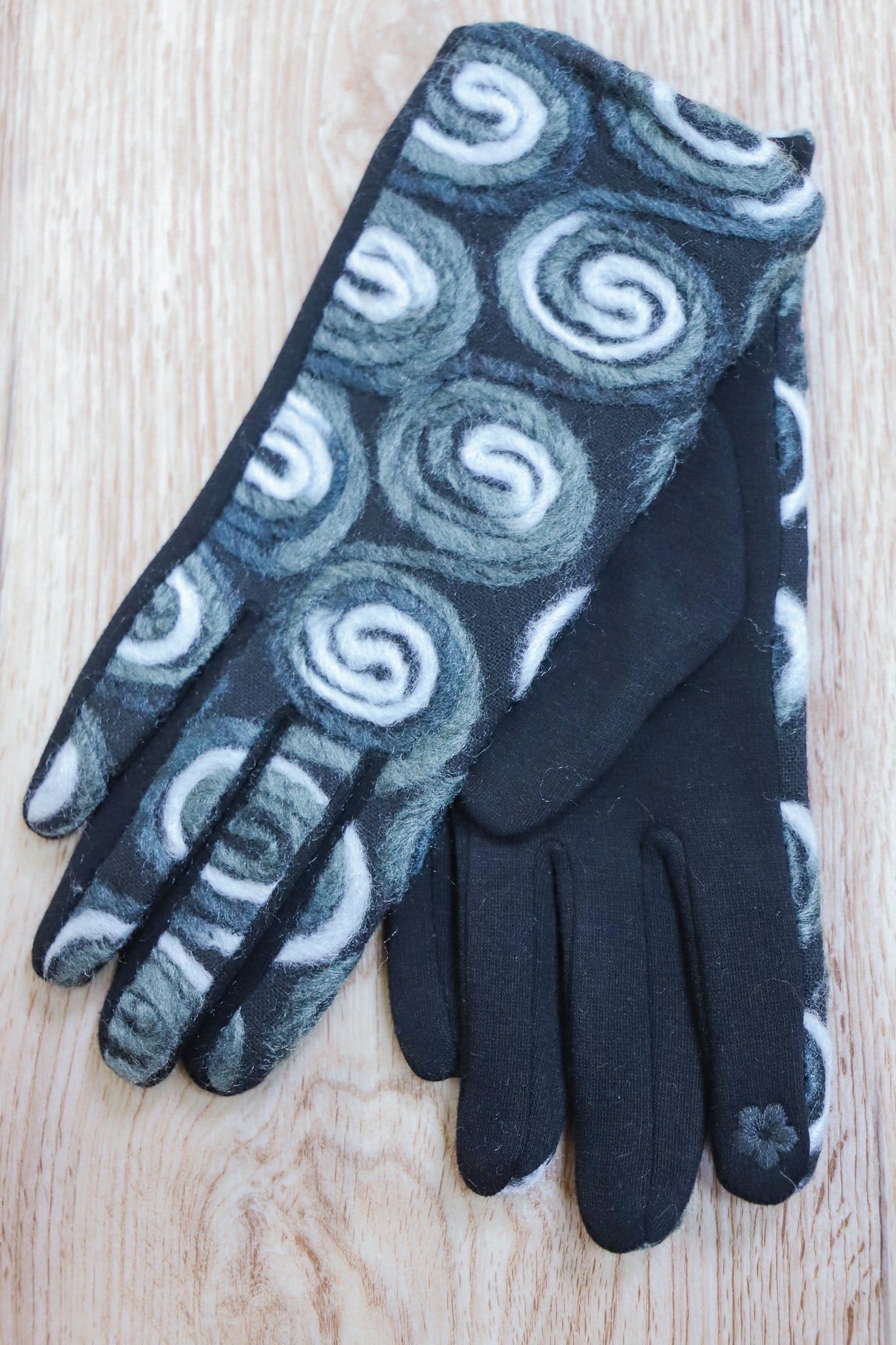 white blue and grey yarn swirl glove