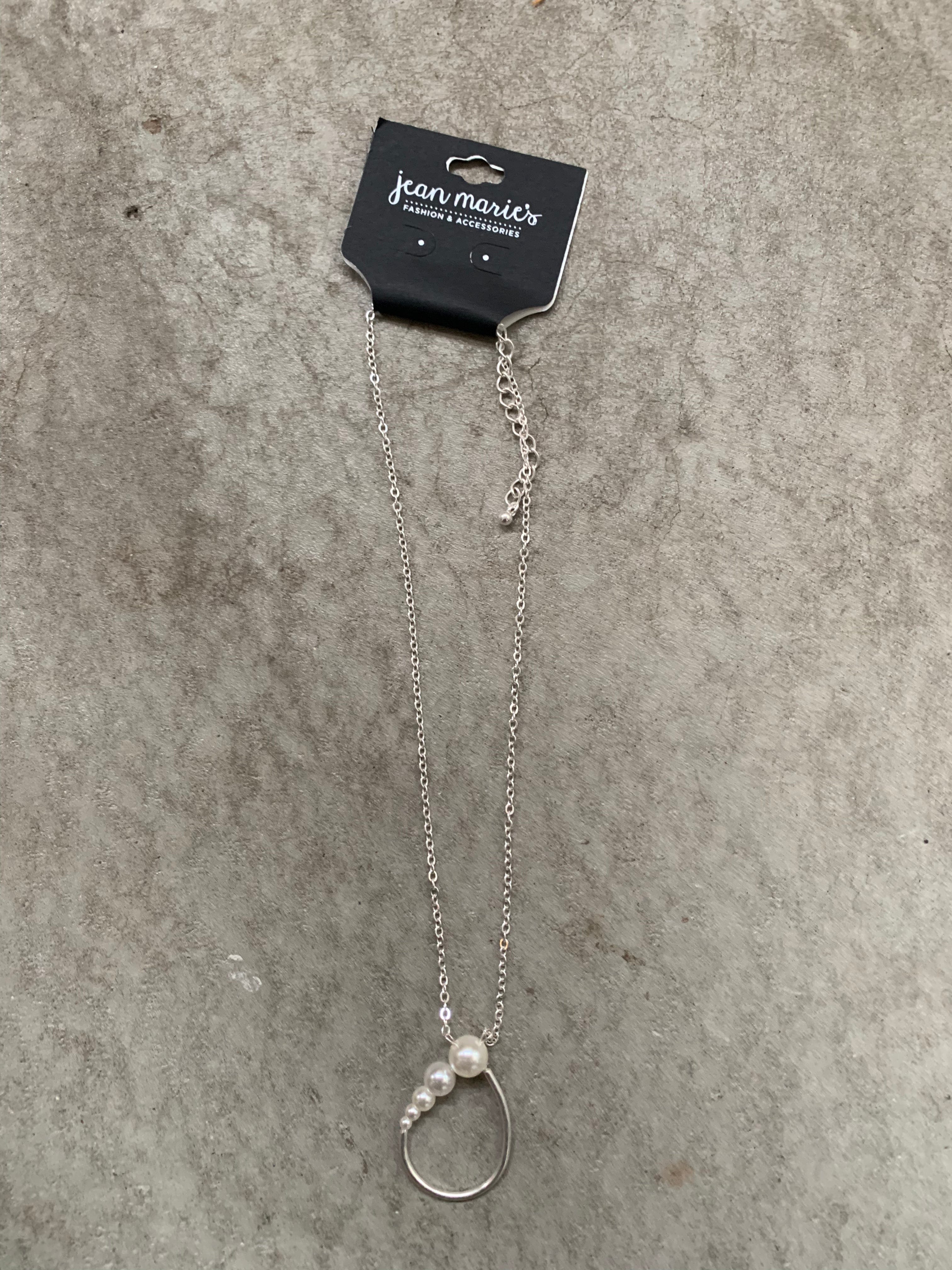 Pearl Droplet Necklace
