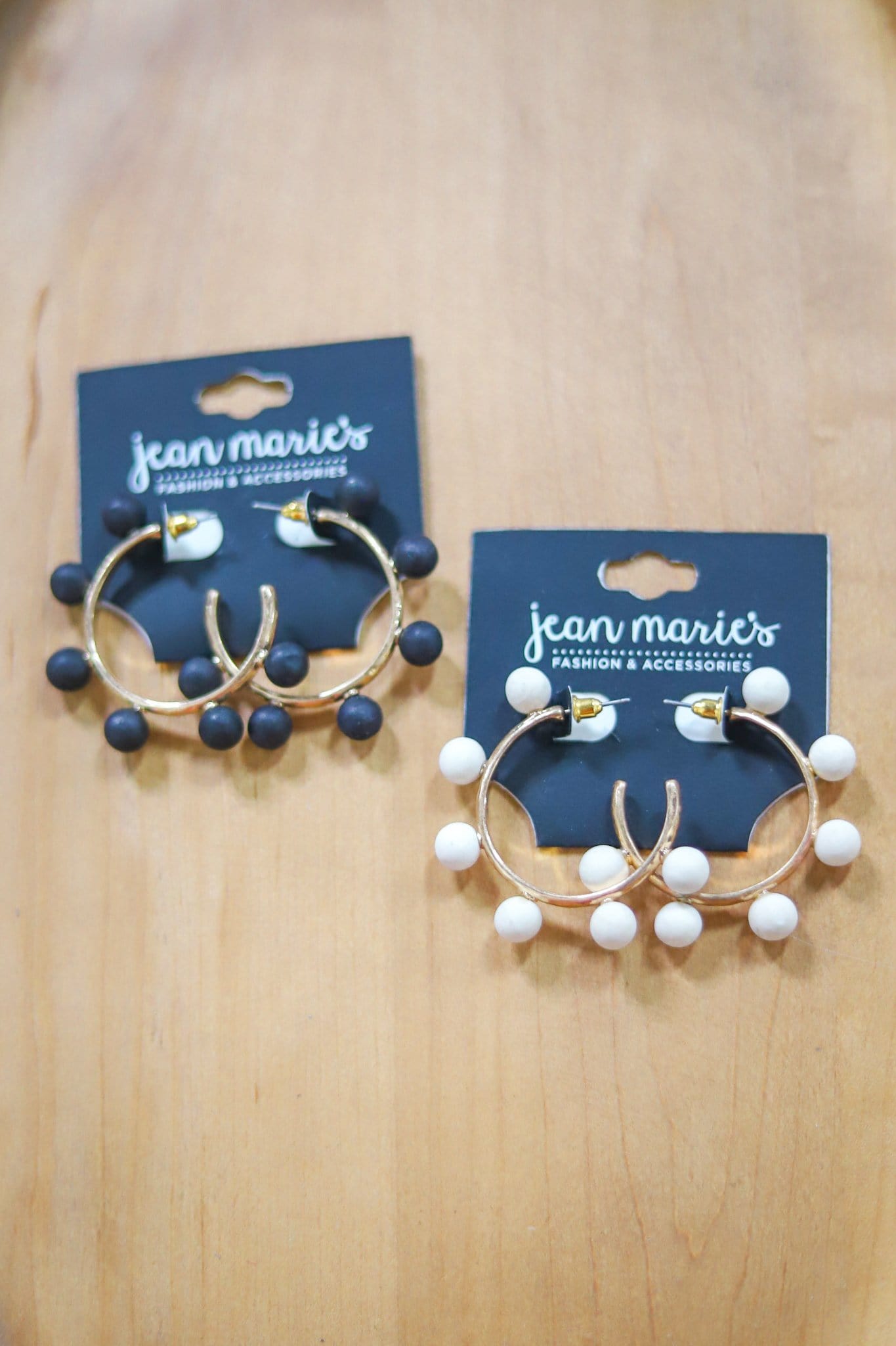 black and white wooden beaded ring 