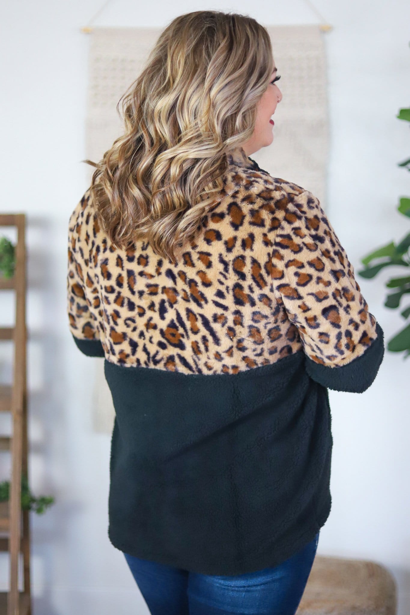 leopard print black fuzzy back 