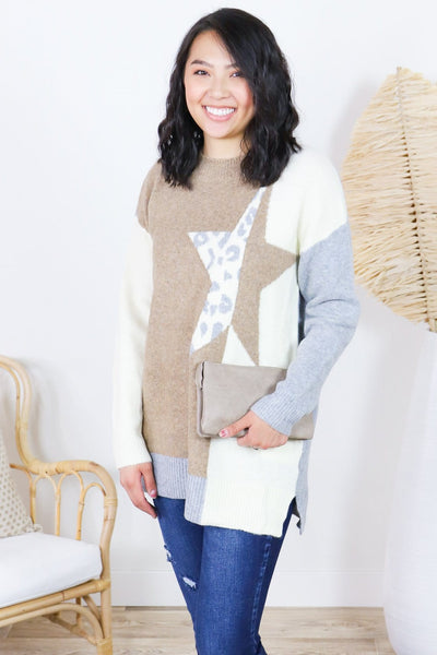 Star Accented Colorblock Pullover Sweater