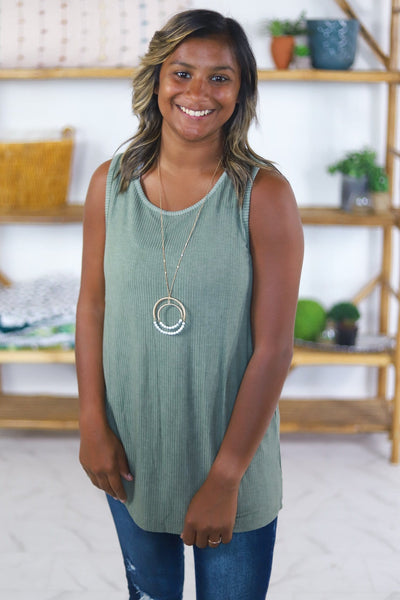 Ribbed Swing Tank