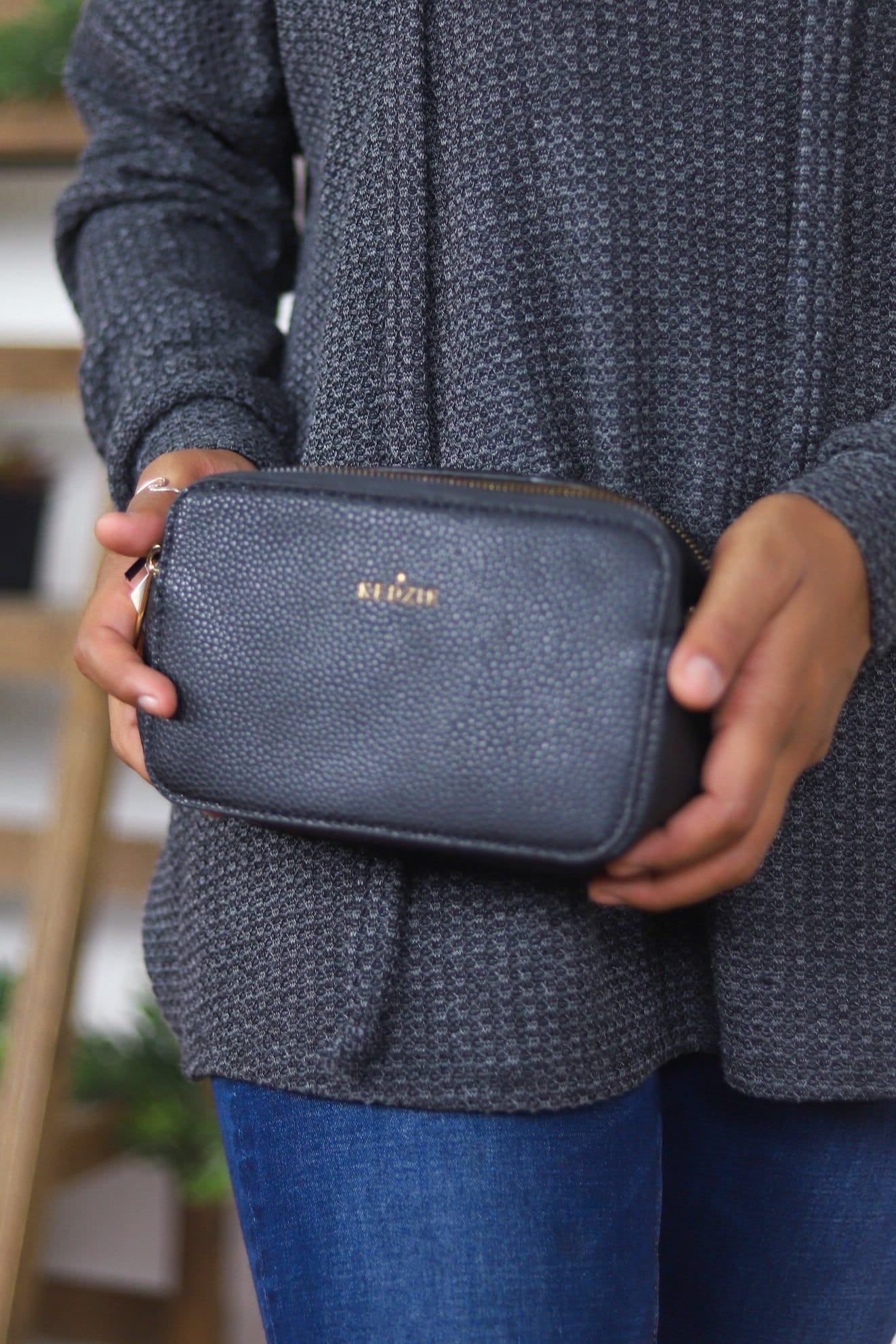 black little crossbody bag 