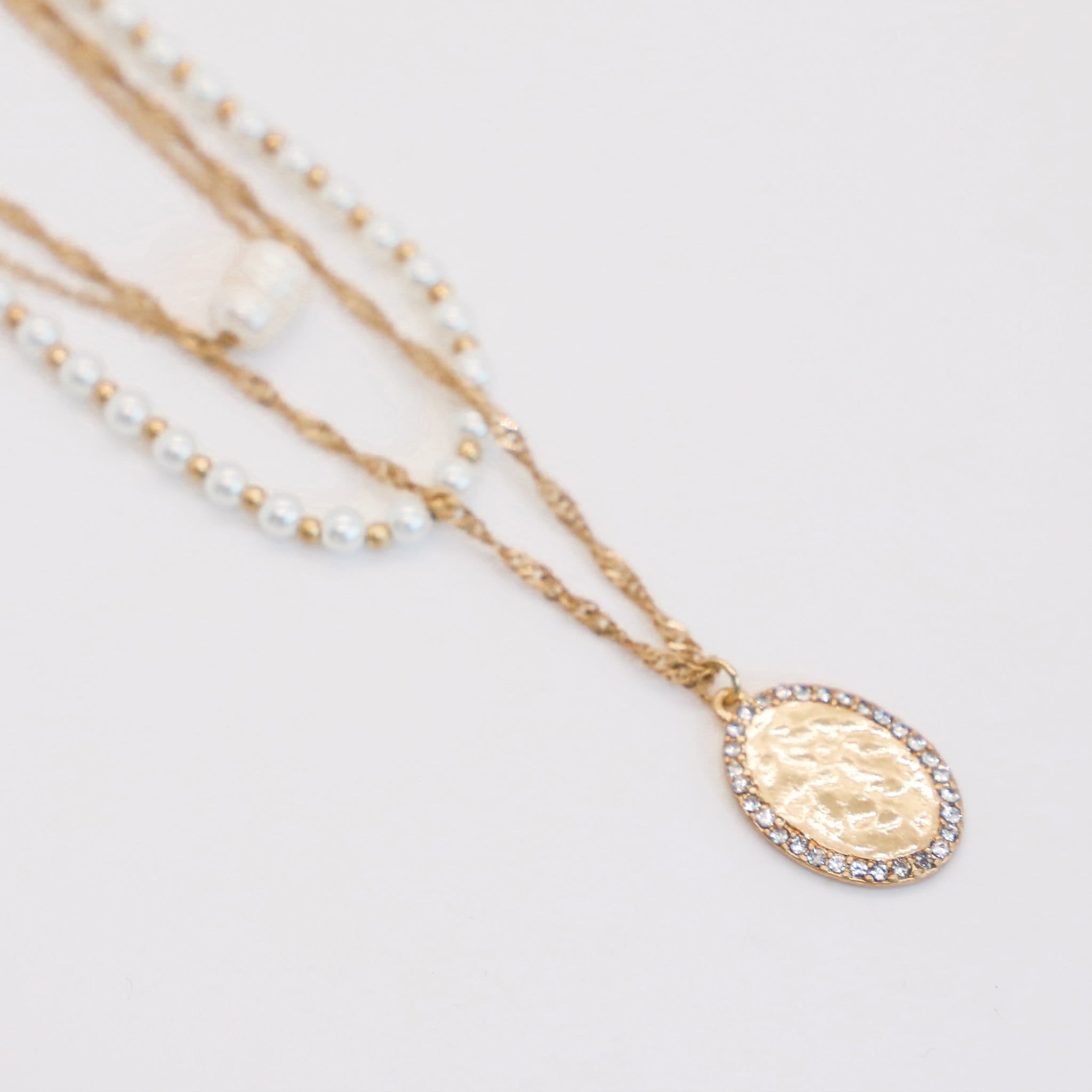 Triple Layer Necklace w/Pearls