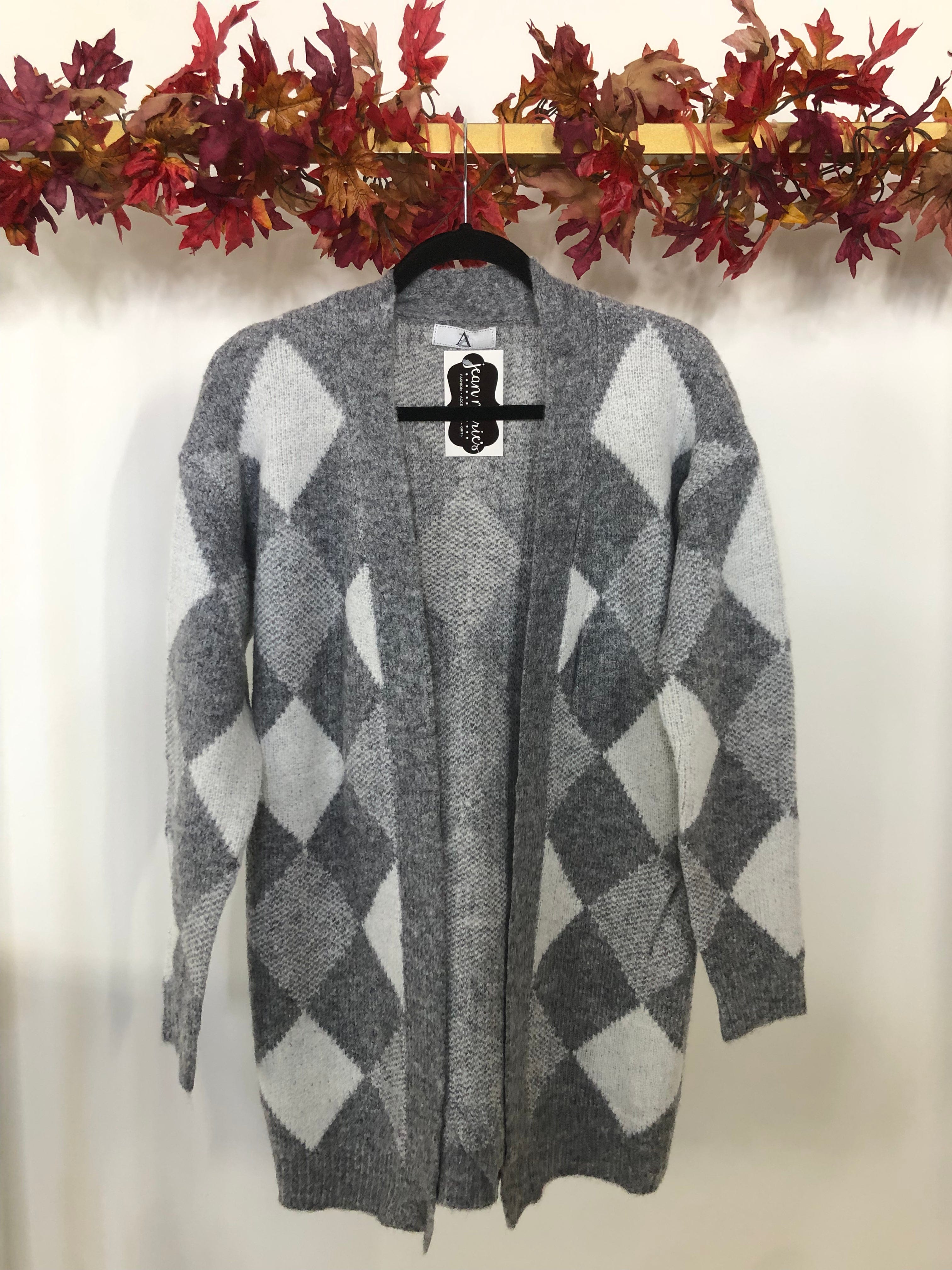 Grey Diamond Pattern Cardigan