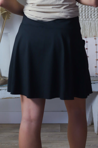 Black Solid Skort