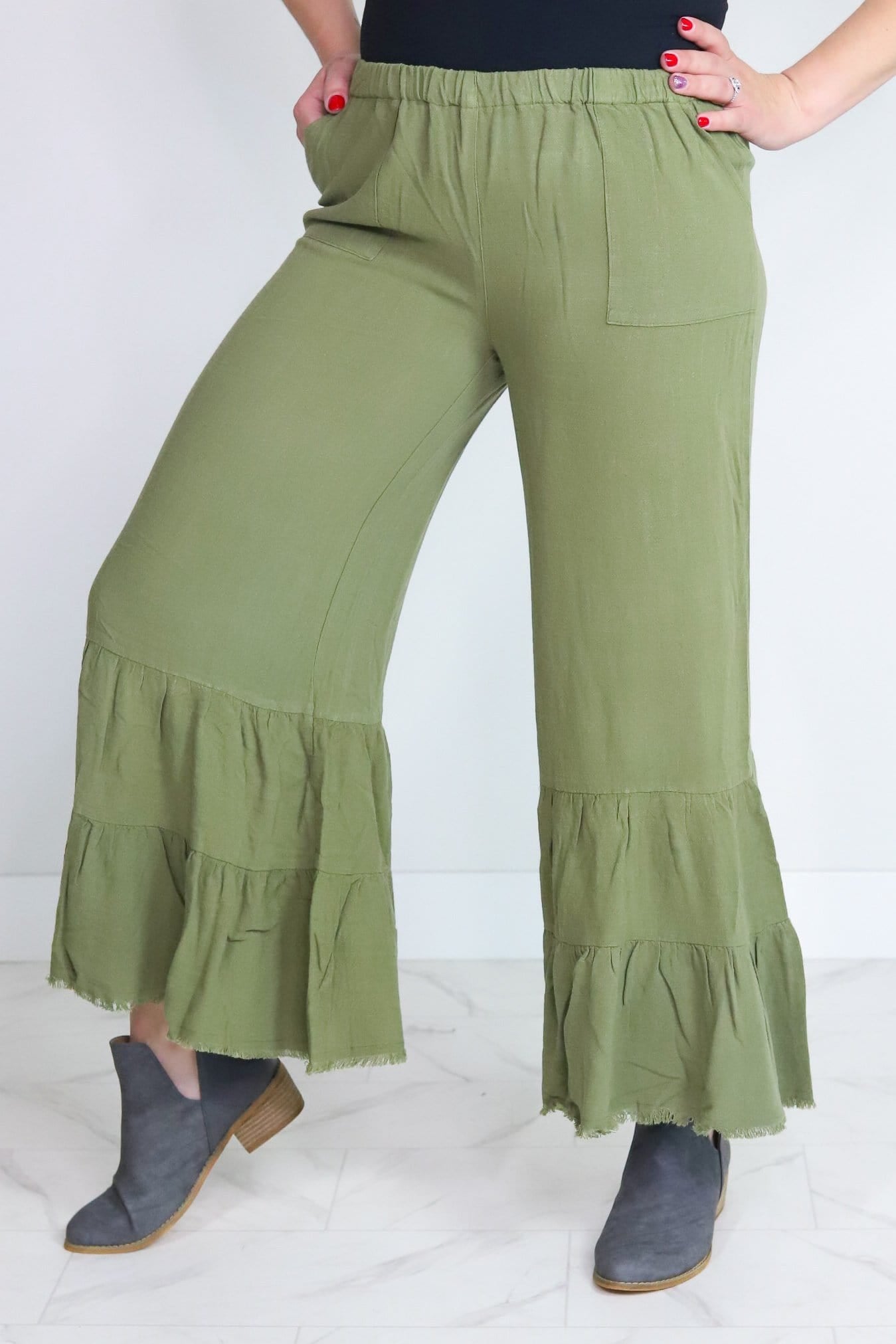 Linen Blend Wide Ruffle Frayed Hem