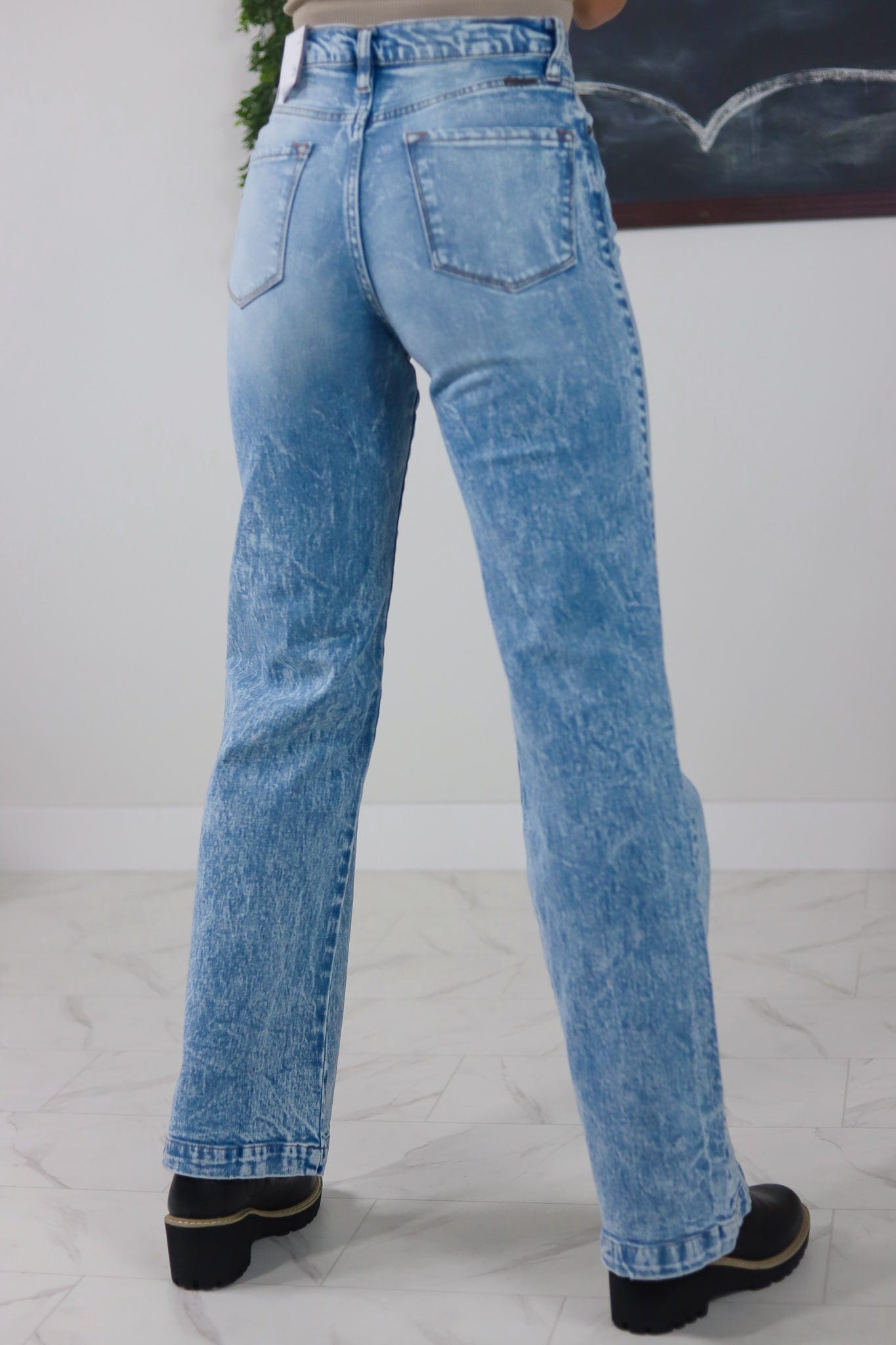 High Rise 90's Flare Denim