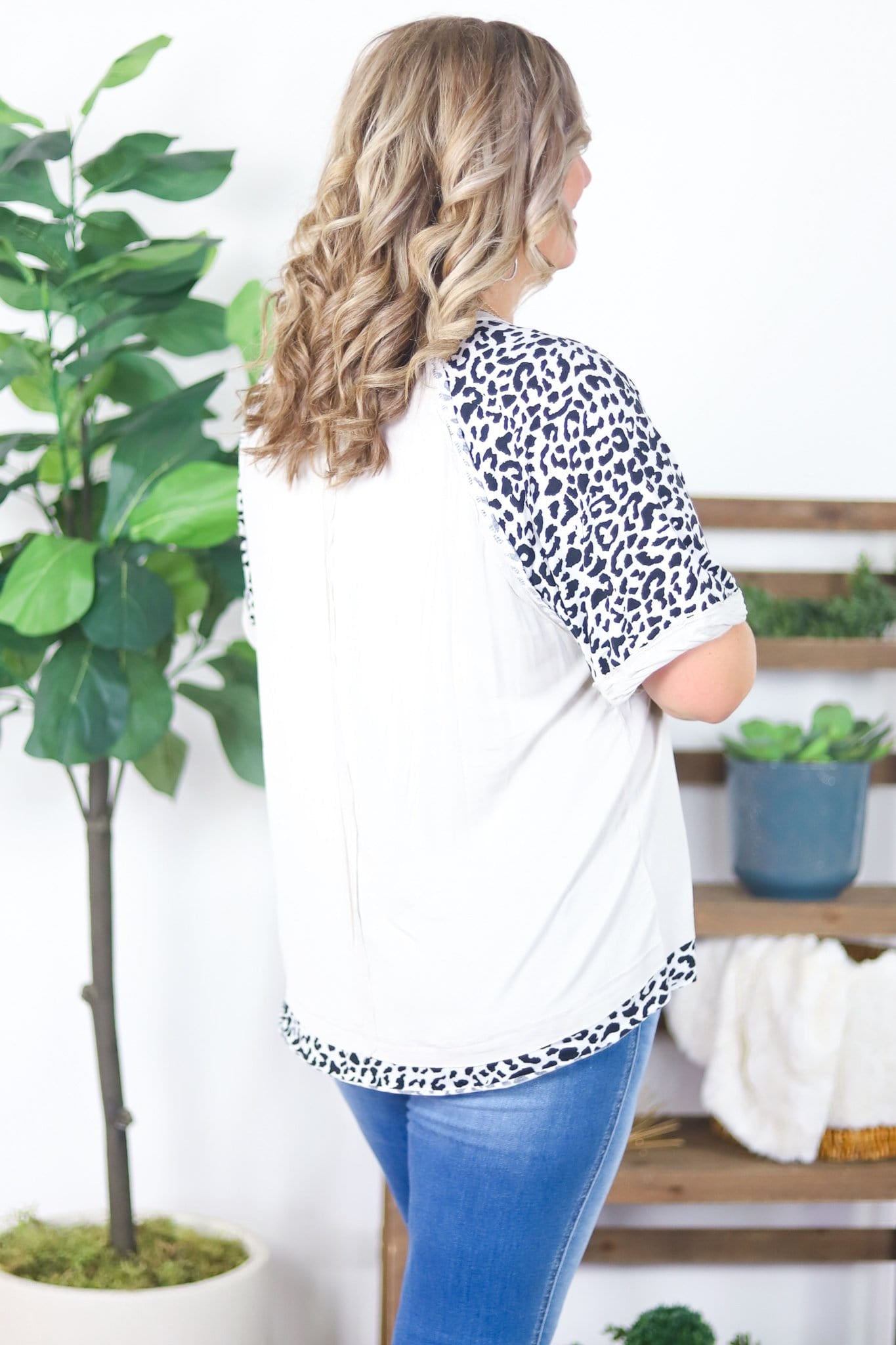 Contrast Cheetah Sleeve Top