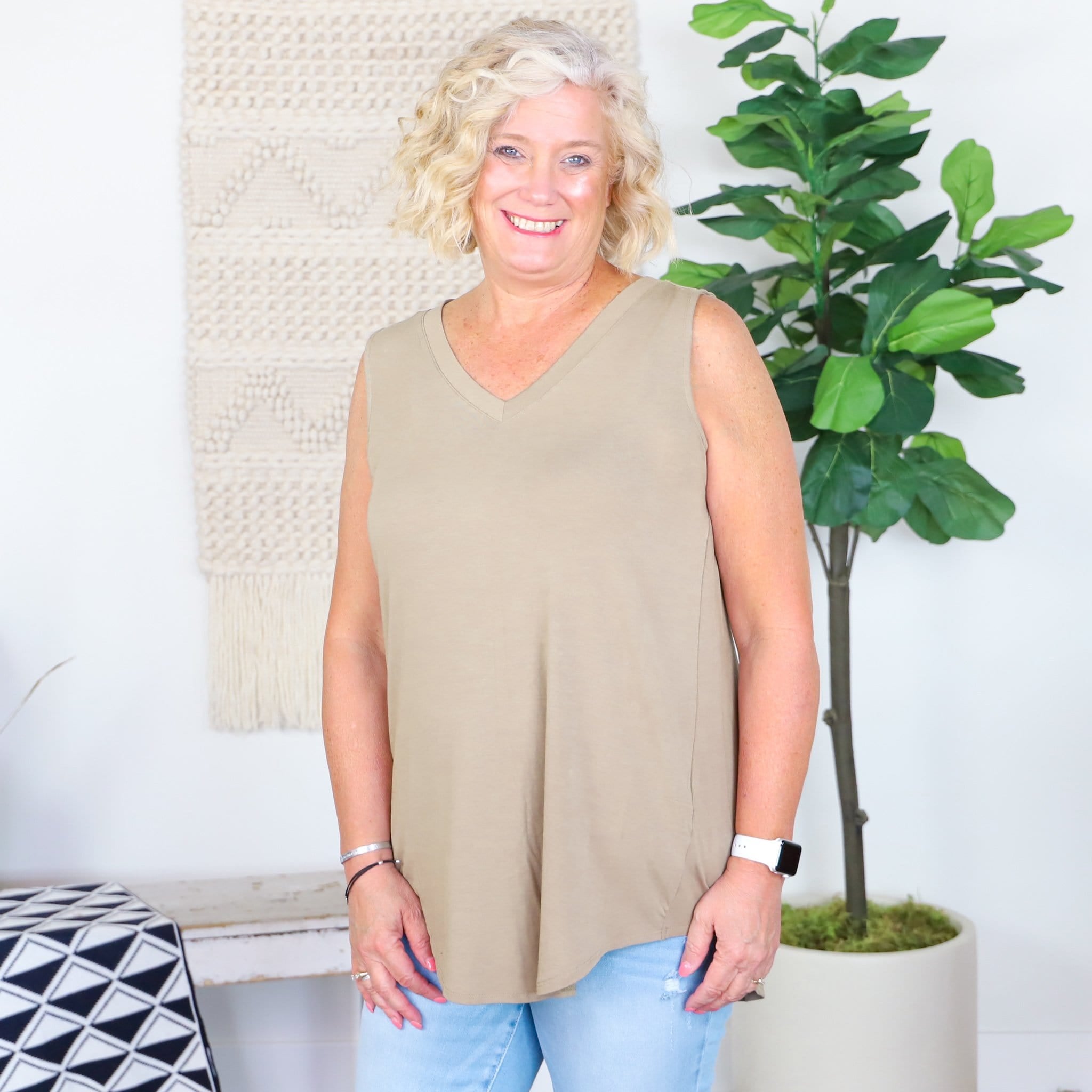 Luxe V-neck Sleeveless Top