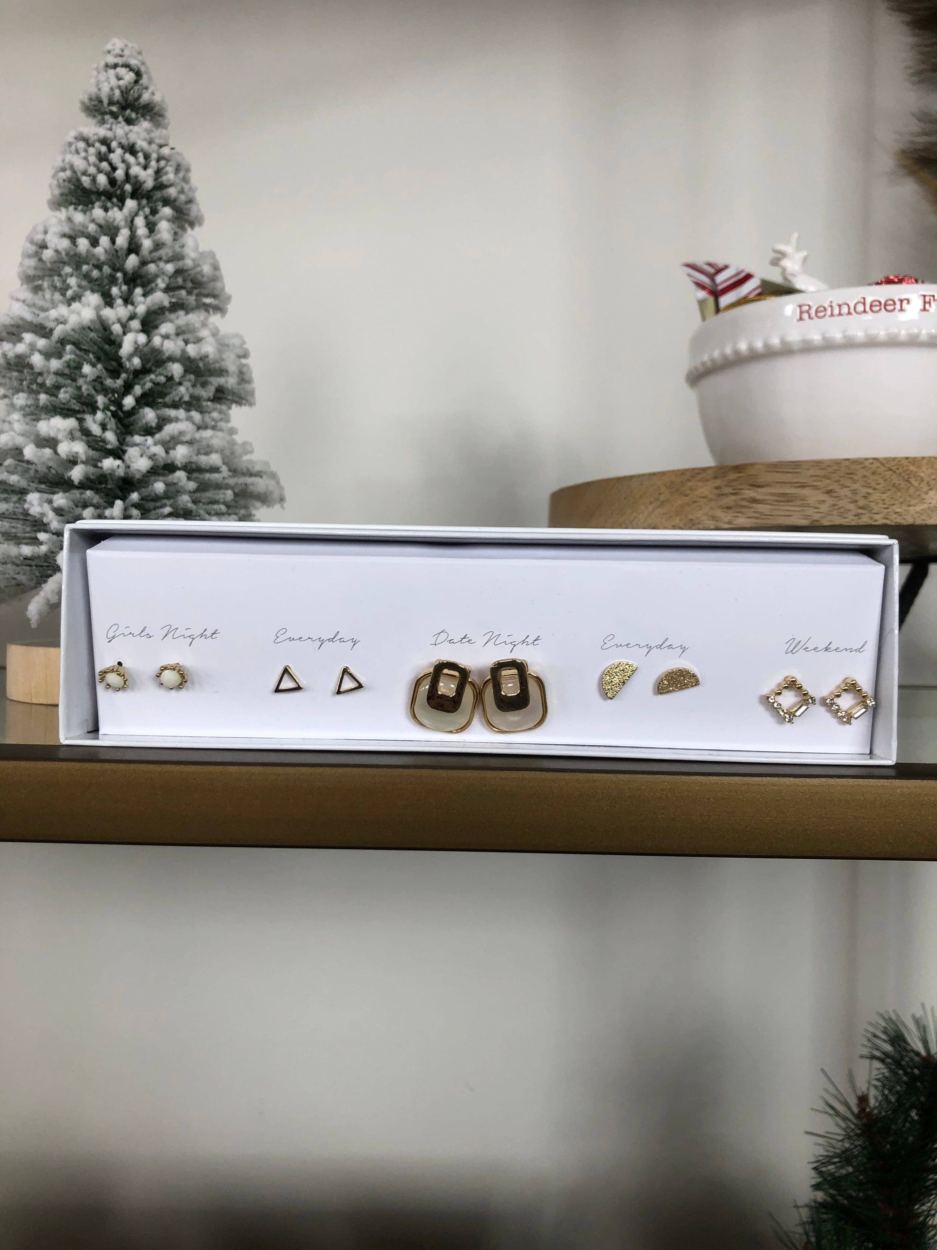 Gold & Natural Earring Boxed Set