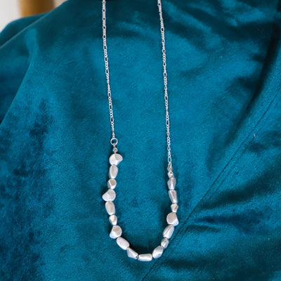 Metal Orb Short Necklace