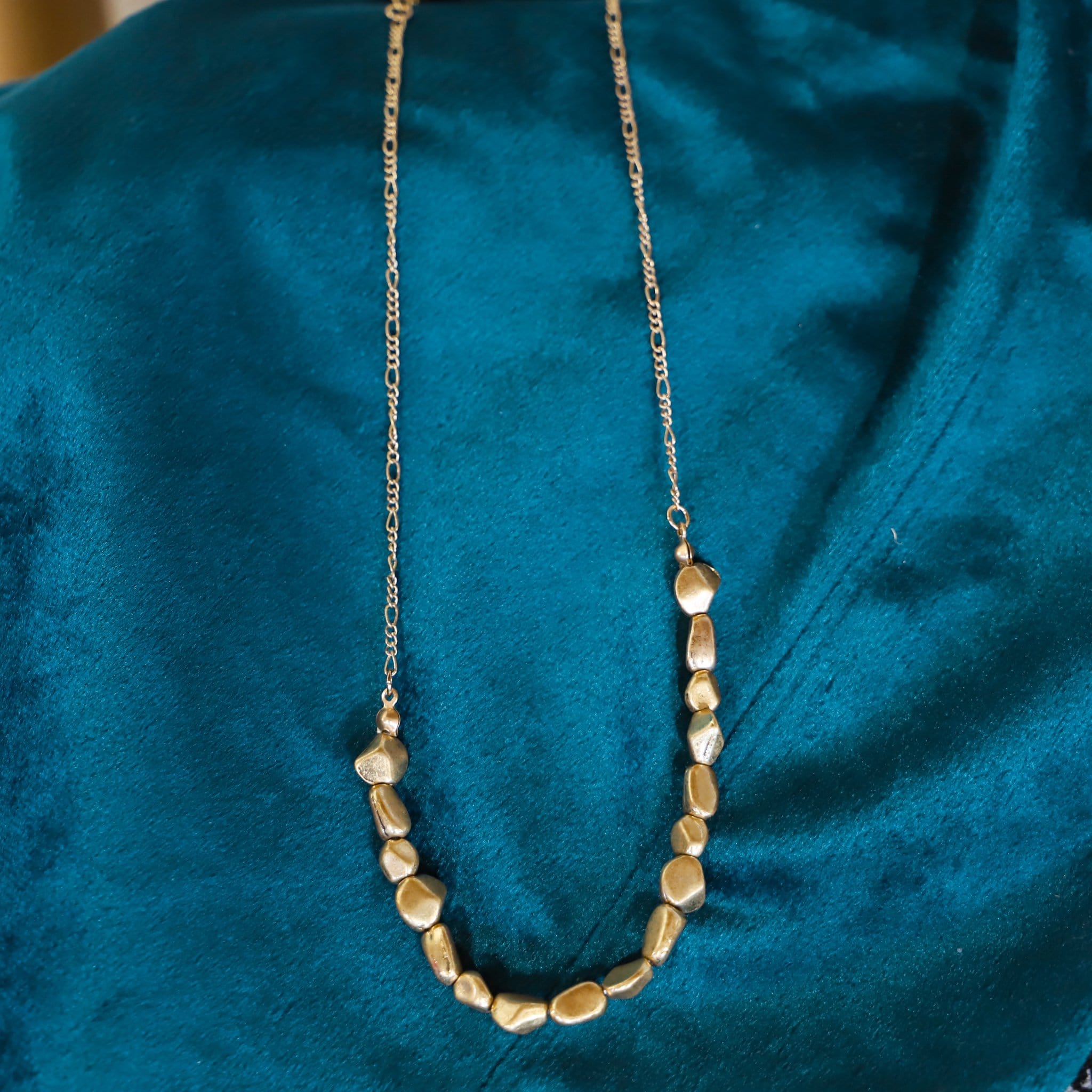 Metal Orb Short Necklace
