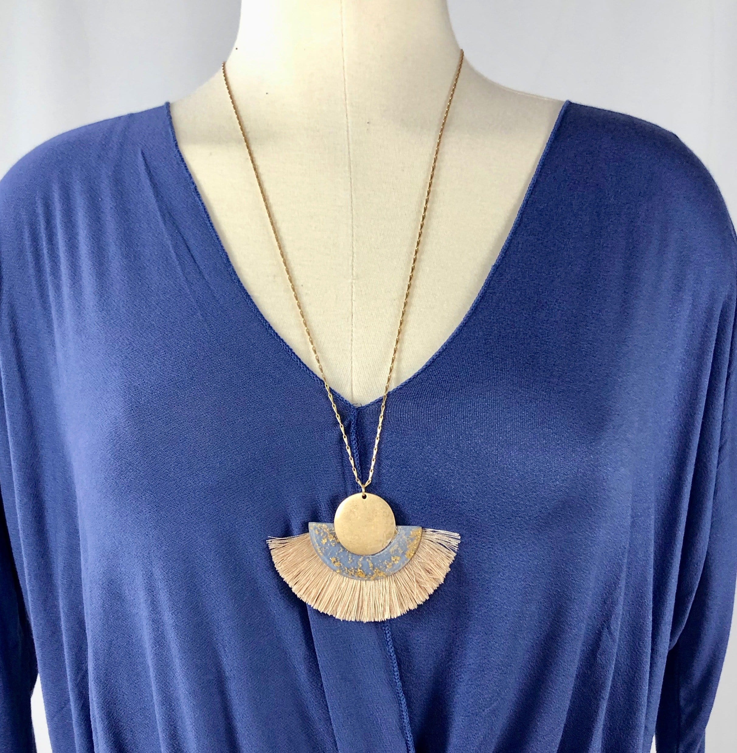 Speckled Tassel Pendant Necklace