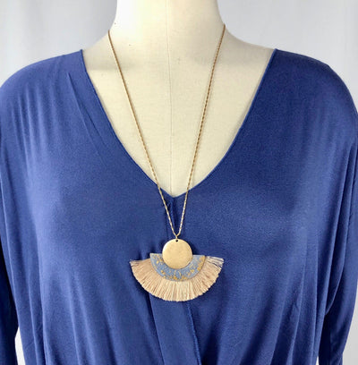 Speckled Tassel Pendant Necklace