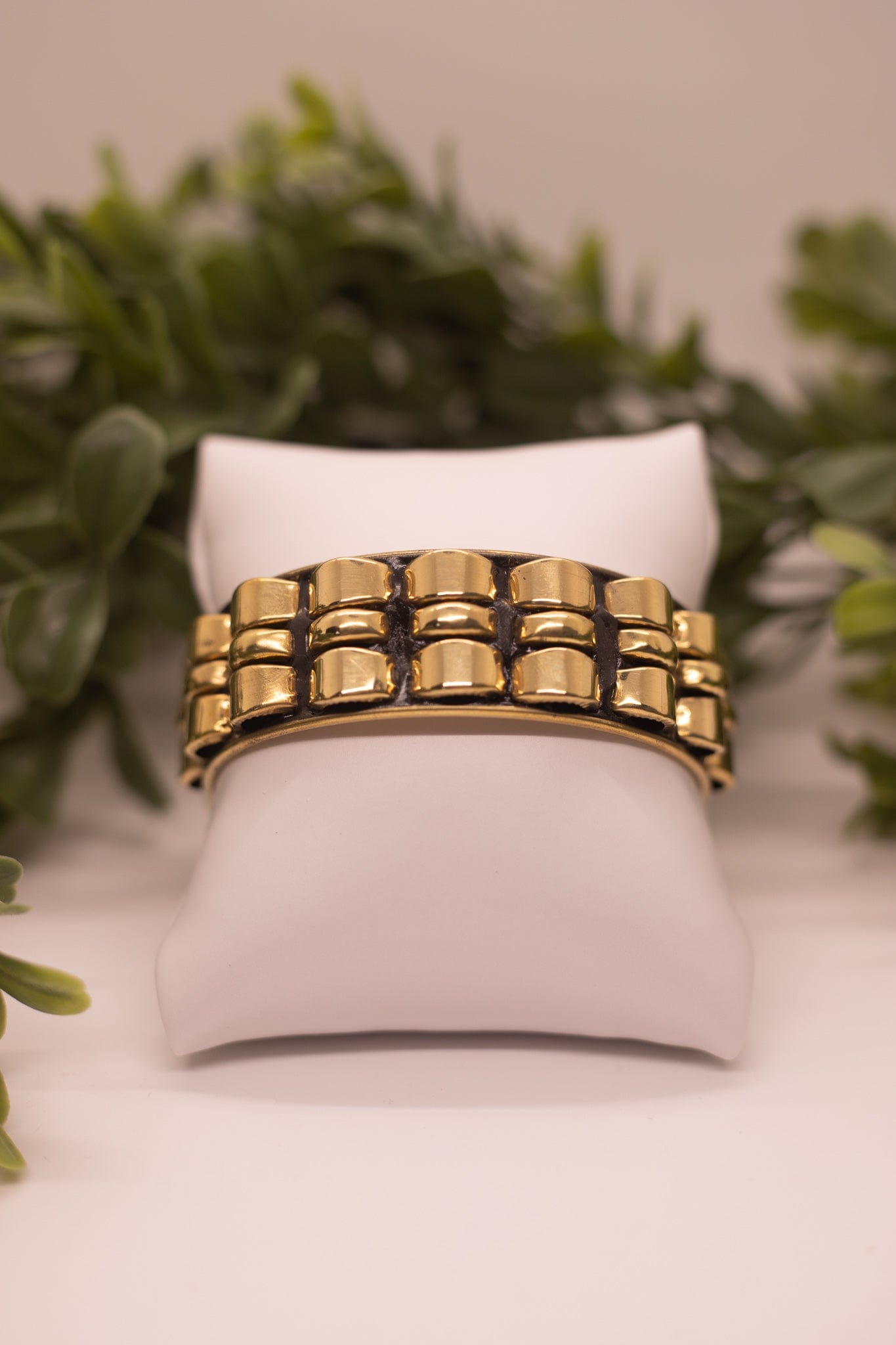Gold Texture Bangle