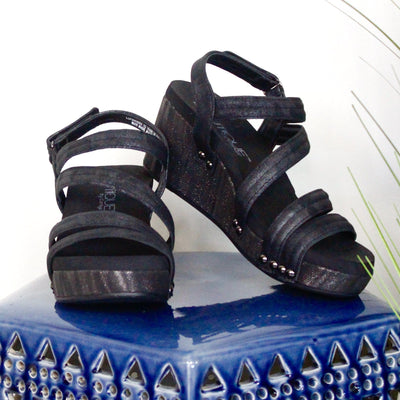 Black Metallic Lifeguard Wedge