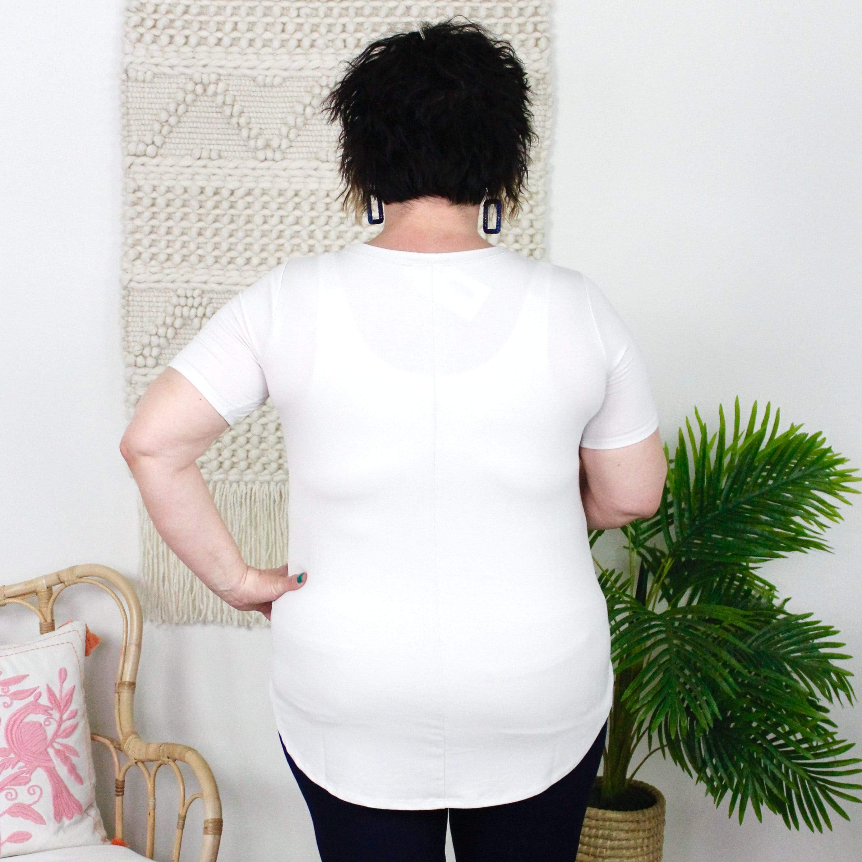 Basic Vneck Round Hem Short Sleeve Top