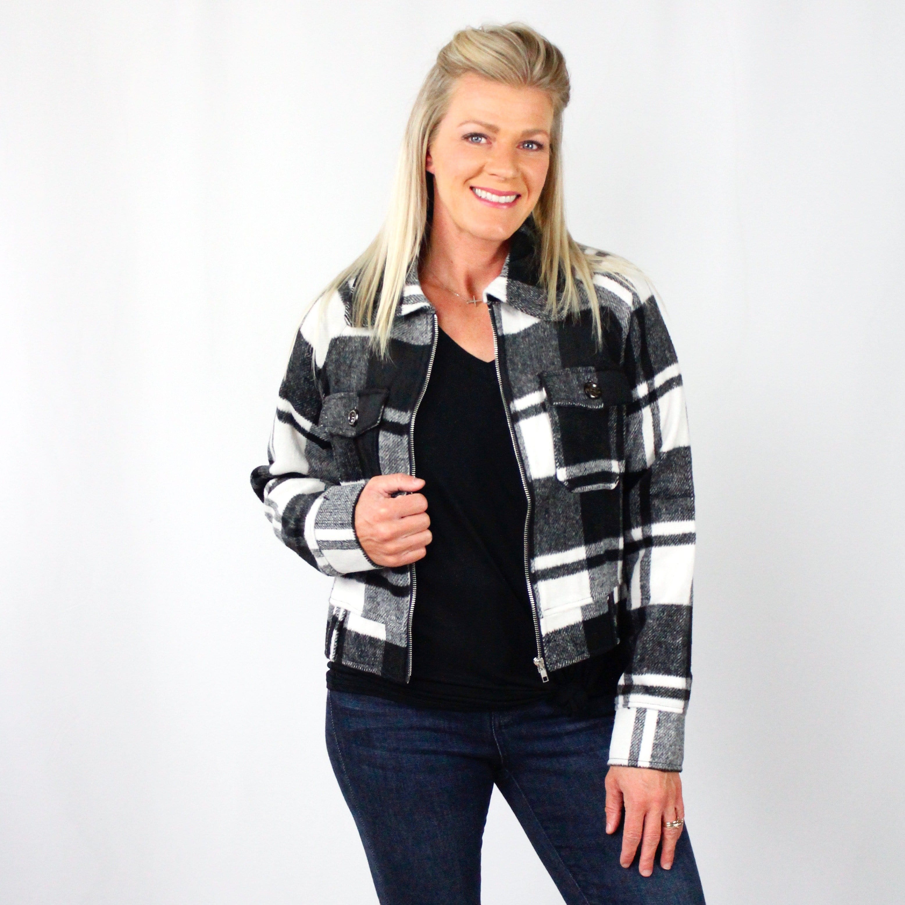 Black & White Plaid Zipper Jacket