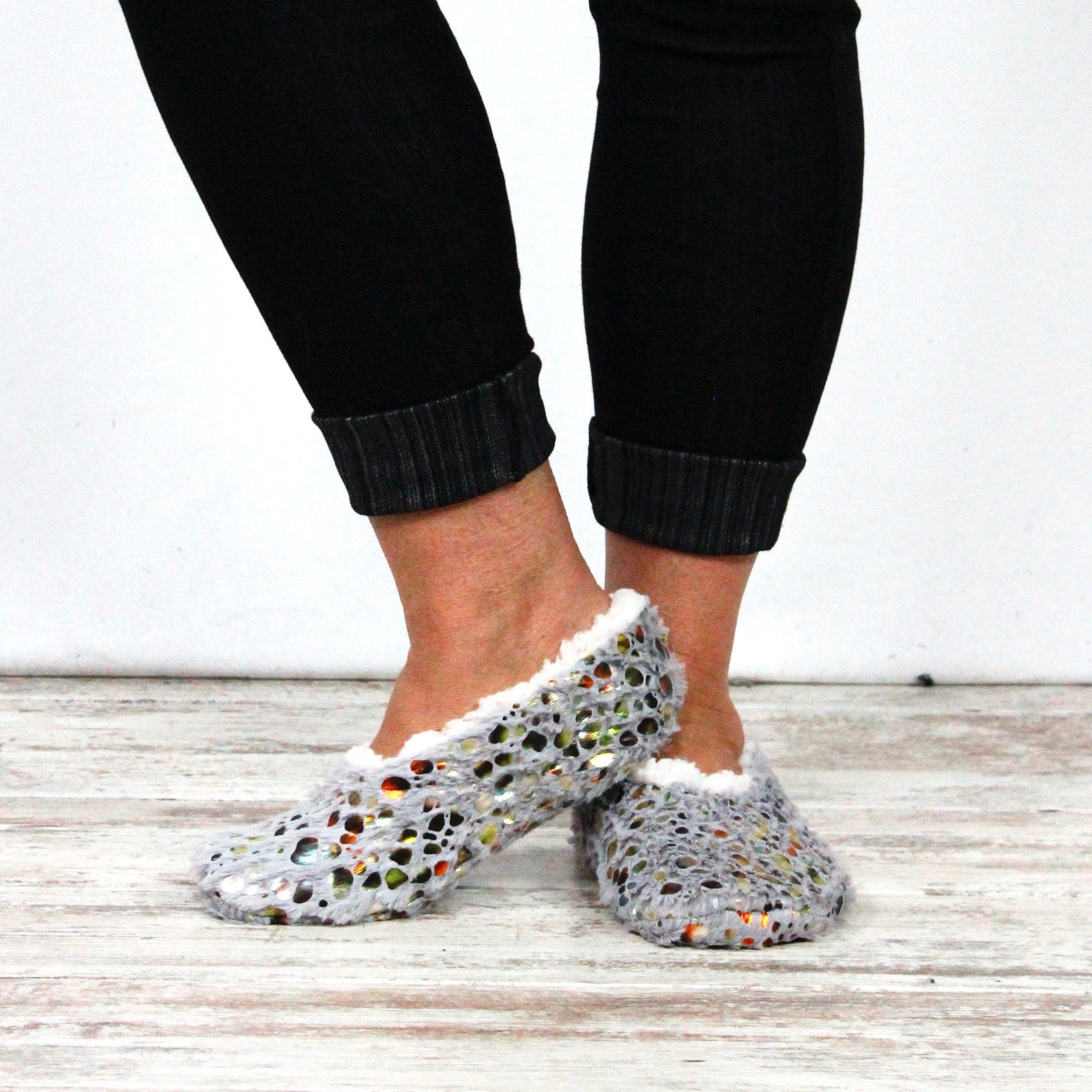 Assorted Women's Metallic Print Slipper