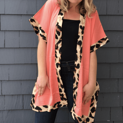 Coral short sleeve kimono, leopard print accent