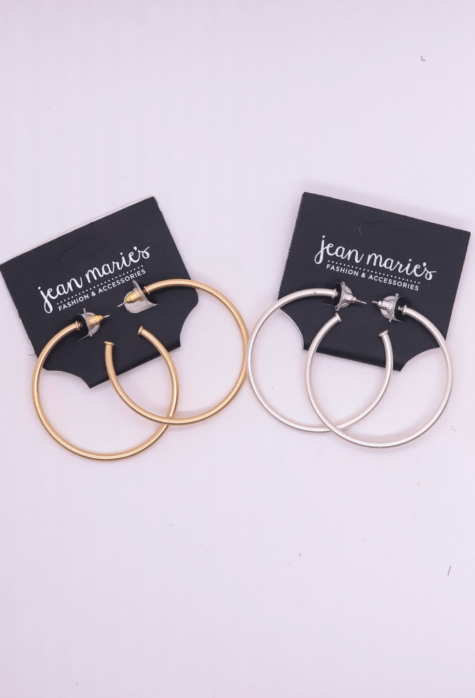 FREEW/PURCHASE Favorite Hoop Earring