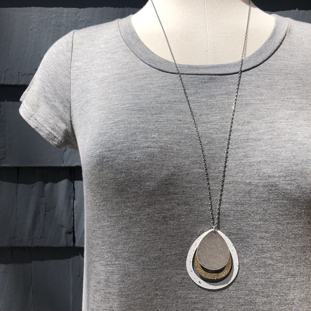 Chain layered pendant Necklace