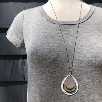 Chain layered pendant Necklace