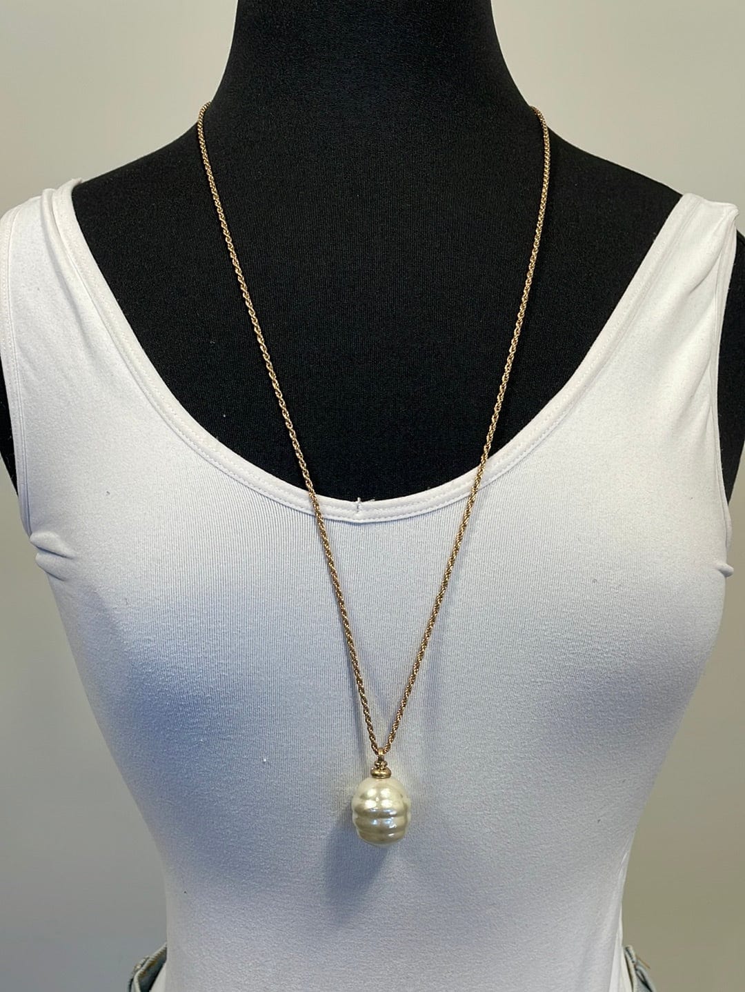 Pearl Pendant Necklace