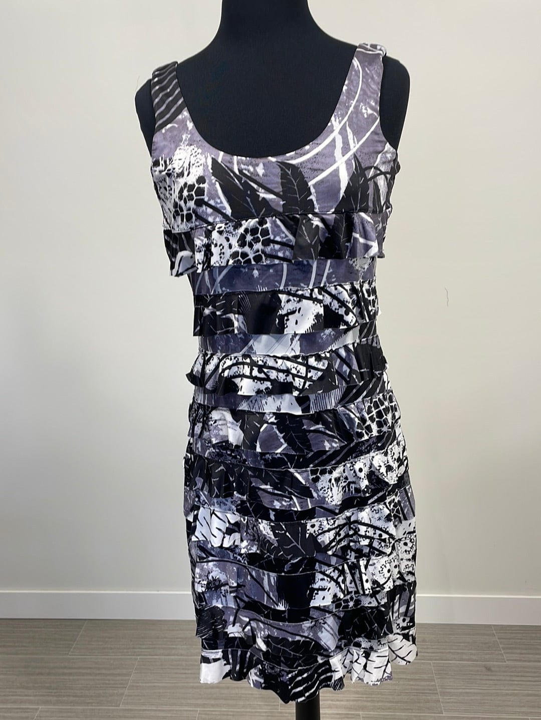Black & White Tropical Ruffle Dress