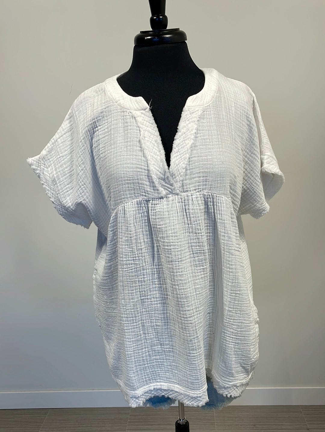Ivory Everyday Gauze Top w/Pockets