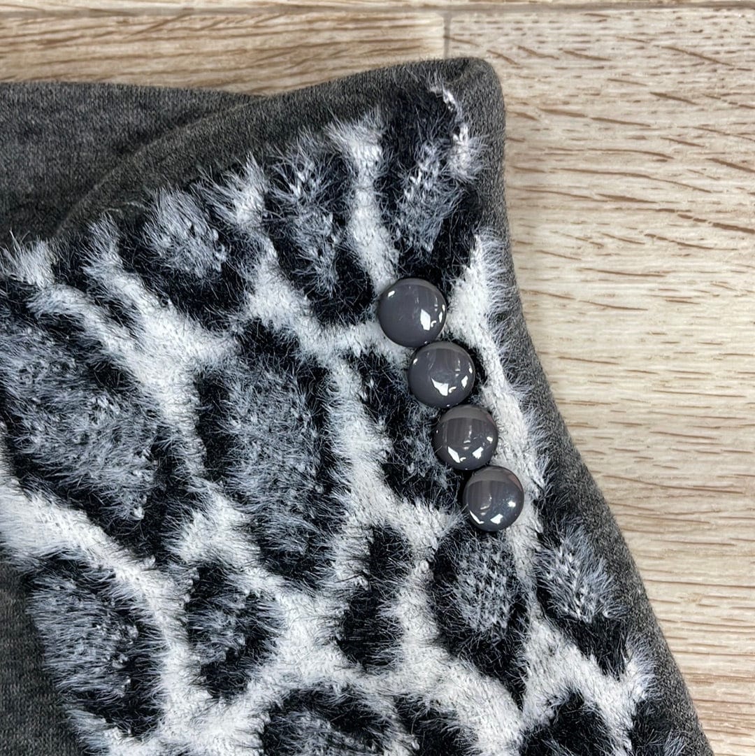 Grey Fuzzy Leopard Gloves