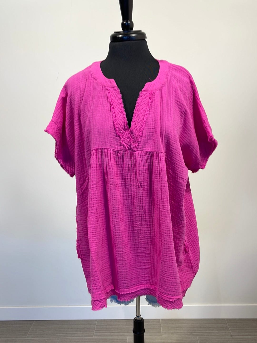 Fuchsia Everyday Gauze Top w/Pockets