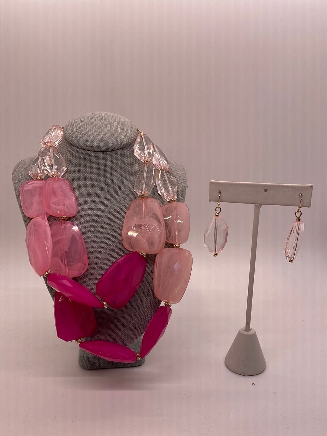 Pink Acrylic Stone Layer Necklace Set